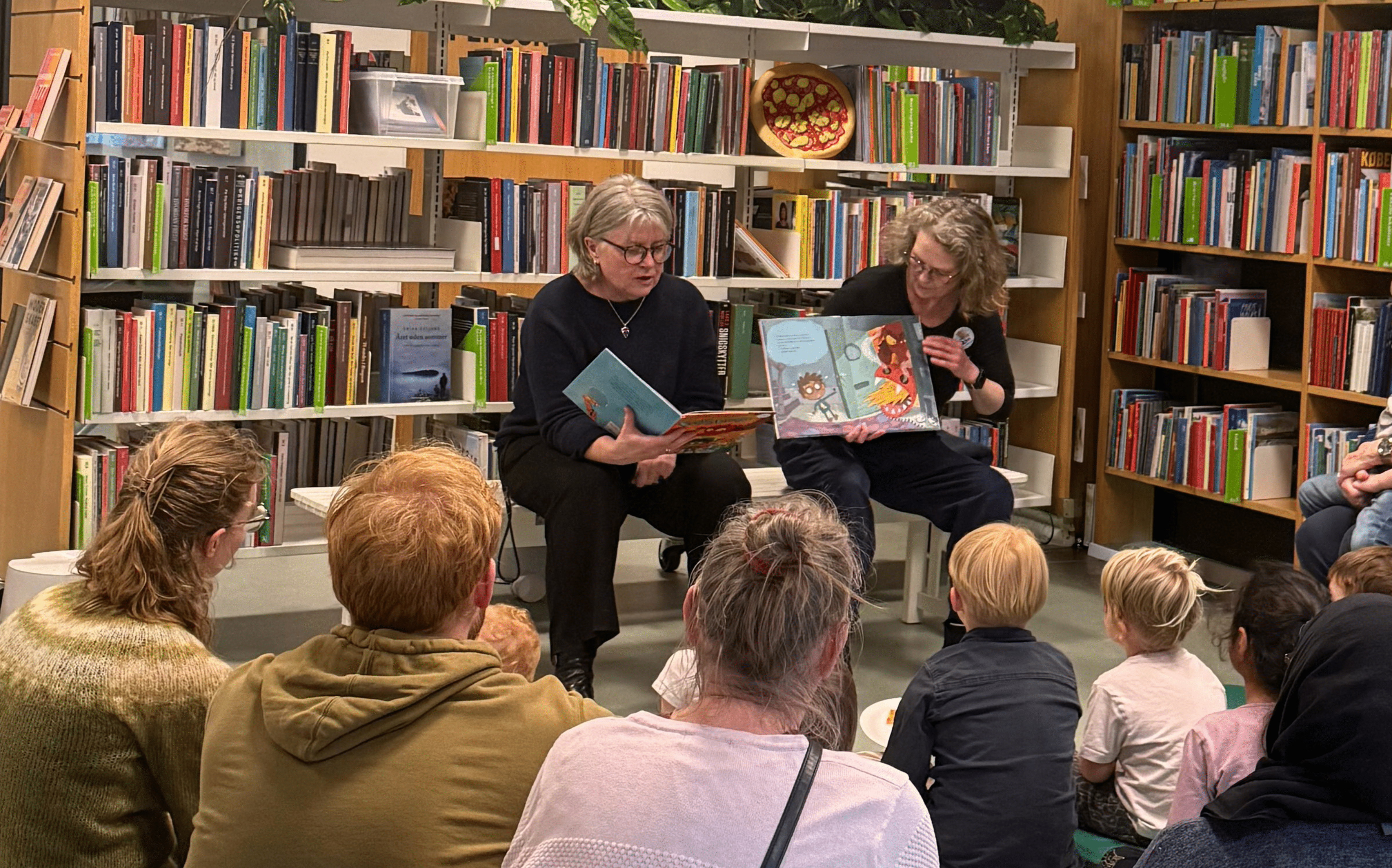 UDSOLGT // Højtlæsning og pizza på biblioteket (3-5 år)