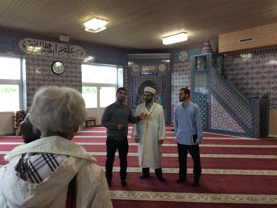 Besøg i moskeen Yunus Emre